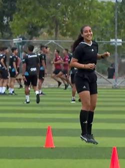 Entrenamiento de las árbitras en Guayaquil