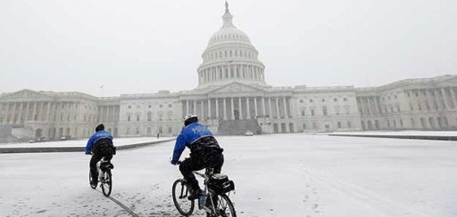 Un nuevo temporal de nieve cierra la Casa Blanca y cancela miles de vuelos en EE.UU.