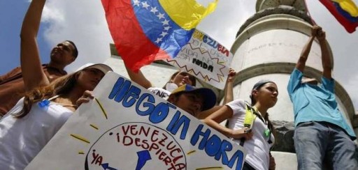 Confirman en Venezuela 3 muertos, 66 heridos graves y 69 detenidos en marchas