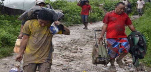 14 muertos por el deslizamiento de un cerro en Bolivia