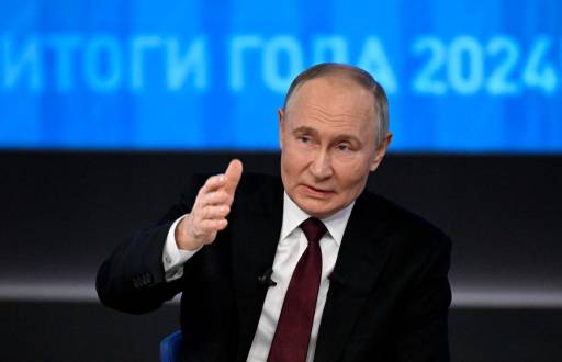 El Presidente ruso Vladimir Putin ofrece su rueda de prensa anual de fin de año en Moscú.