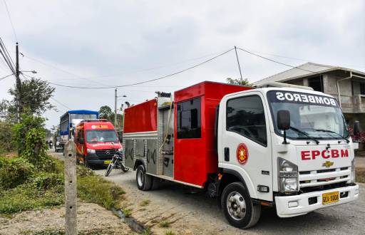 Dos trabajadores fallecieron en una gasolinera del cantón Milagro, cuando limpiaban reservorios de combustible.