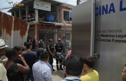 El dueño de un bus fue asesinado en las instalaciones de la cooperativa, en Durán.