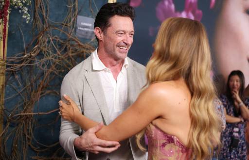 La actriz estadounidense Blake Lively y el actor australiano Hugh Jackman asisten al estreno en Nueva York de It Ends With Us en el AMC Lincoln Square de Nueva York, el 6 de agosto de 2024. Charly TRIBALLEAU / AFP