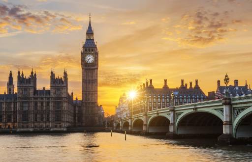 El Big Ben y el puente de Westminster al atardecer, Londres, Reino Unido