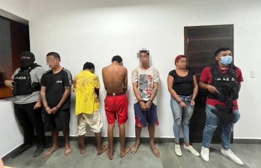 Foto de los detenidos por extorsión en Pedernales, Manabí.