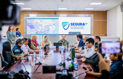 Foto de la reunión del COE Cantonal de Guayaquil el 26 de octubre del 2024.