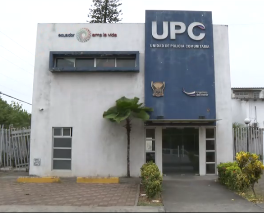 UPC del Barrio Centenario sin policías y en deterioro.