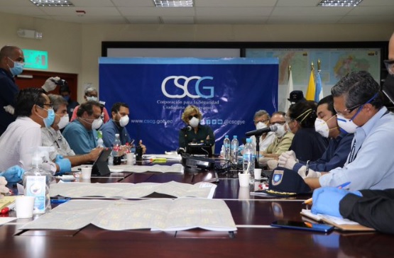Viteri denuncia que Ministerio pretende “política de inmunización de rebaño” en Guayaquil