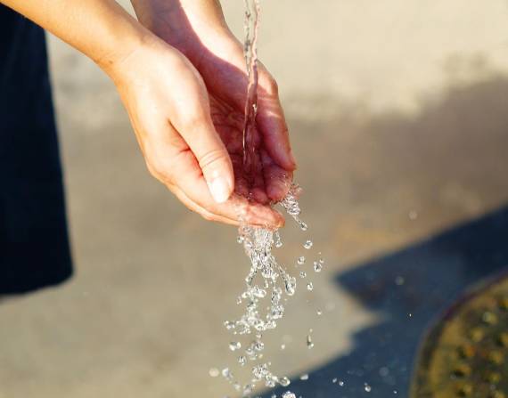 Imagen referencial para graficar los cortes de agua en Quito.