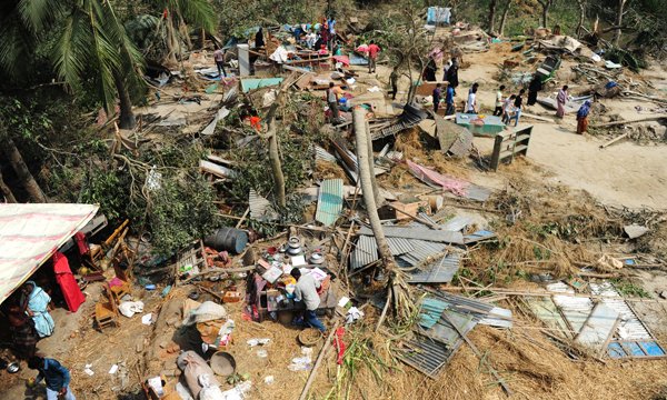 Tornado deja 20 muertos y unos 300 heridos en Bangladesh