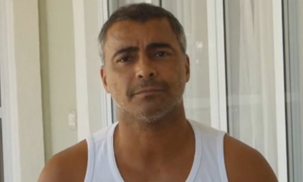 Romario apoya protestas y dice que la FIFA es la que manda en Brasil