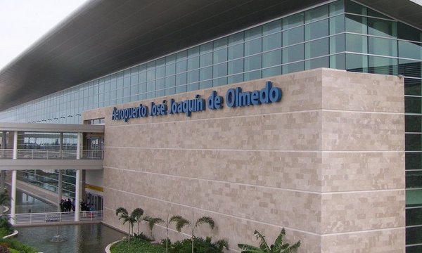 Arribó primer vuelo comercial al Aeropuerto de Guayaquil
