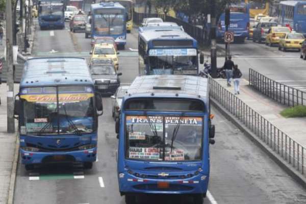 Quito: Suman guardias para controlar el aforo en los buses