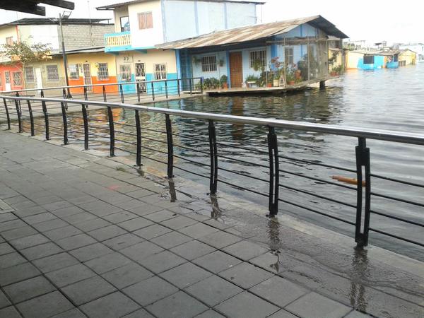 Aguaje provocó inundaciones en ciudades costeras