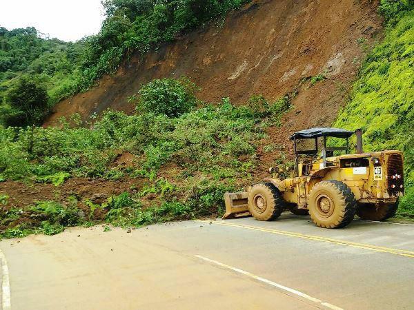 Se restablece el tránsito en la vía Cuenca -Molleturo- El Empalme, tras dos meses de cierre