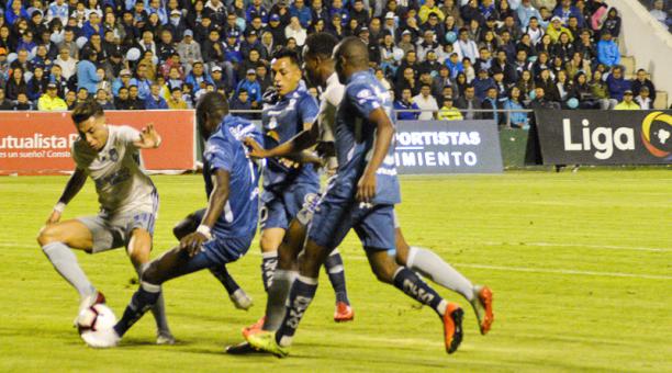 Macará y Emelec adelantan jornada, previo arranque local de Copa Sudamericana