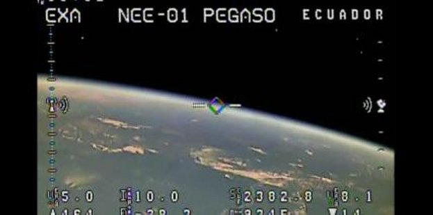 No hubo colisión frontal entre satélite ecuatoriano y restos de cohete ruso