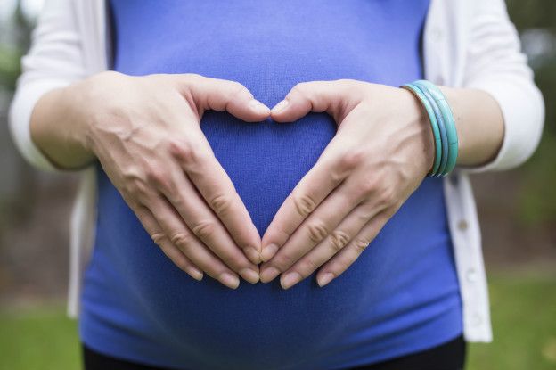 El increíble caso de la mujer que tuvo mellizos de distinto padre