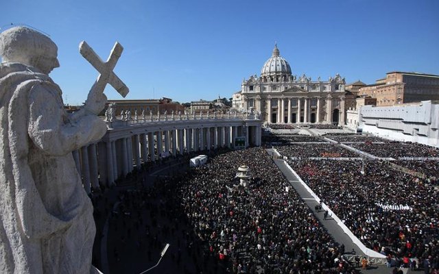 Benedicto XVI agradece el amor y la cercanía de los fieles en su último tuit