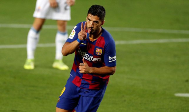 Luis Suárez aplaude la decisión de Messi de irse