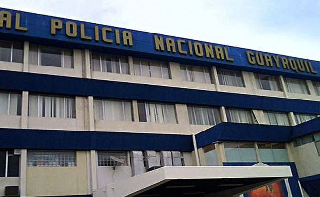 Ocho detenidos tras allanamiento a hospital de la Policía en Guayaquil