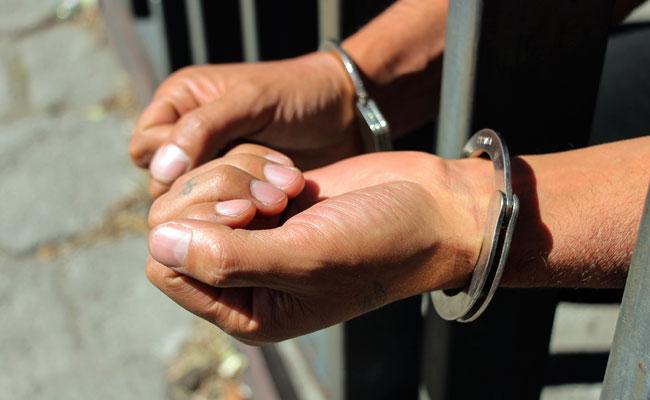 22 años de prisión para violador de estudiante extranjera en las Islas Galápagos