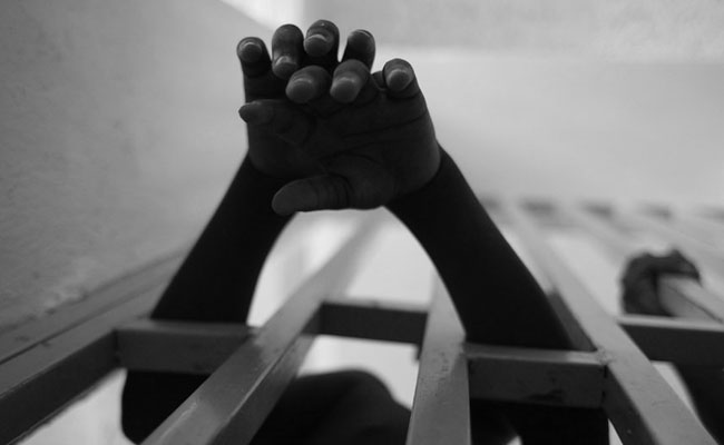 Prisión preventiva para hombre por presunto femicidio de su hijastra