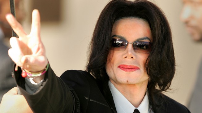 Acusan a Michael Jackson de dirigir &quot;la más sofisticada red de prostitución infantil del mundo&quot;