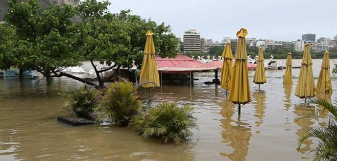 Son ya 22 las víctimas y 46.900 los desalojados por las lluvias en Brasil