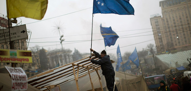 Tártaros de Crimea piden ayuda internacional ante consulta de unión a Rusia