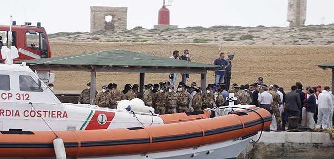 Italia: detienen al capitán de barco naufragado en Lampedusa