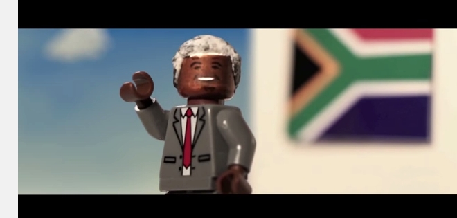 Lego podría recrear la vida de Nelson Mandela