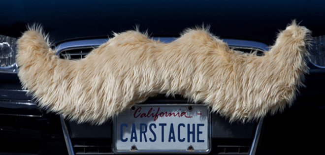 Cartsache: La moda del bigote llega a los autos