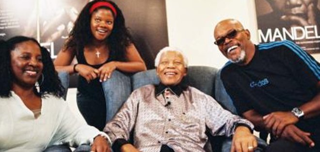 Famosos dan su último adiós a Nelson Mandela