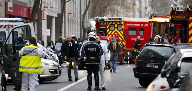 Un hombre toma rehenes en un supermercado &quot;kosher&quot; en el este de París