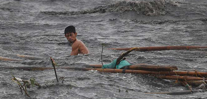 El tifón Rammasun causa 10 muertos y 450.000 evacuados en Filipinas