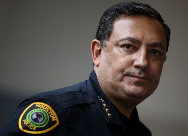 Art Acevedo, el jefe de policía de Houston nacido en Cuba que le recomendó a Trump &quot;callarse la boca&quot;