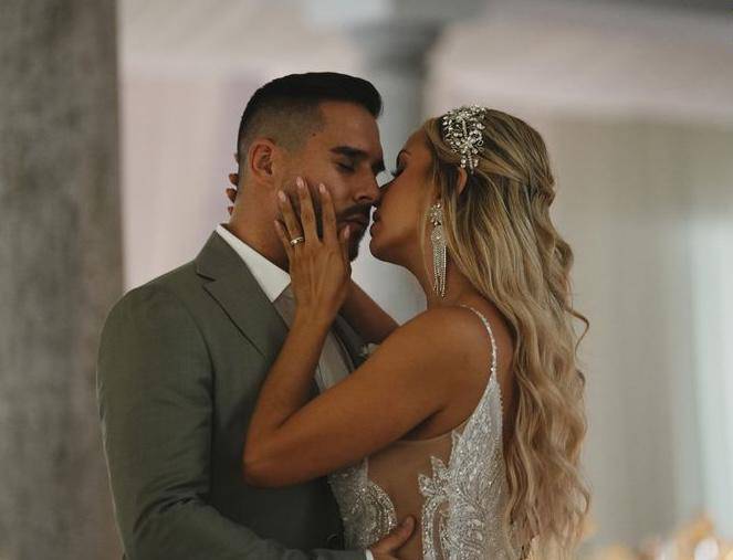 El actor Sebastián Caicedo se casó con su novia Juliana Diez en una íntima y espiritual boda