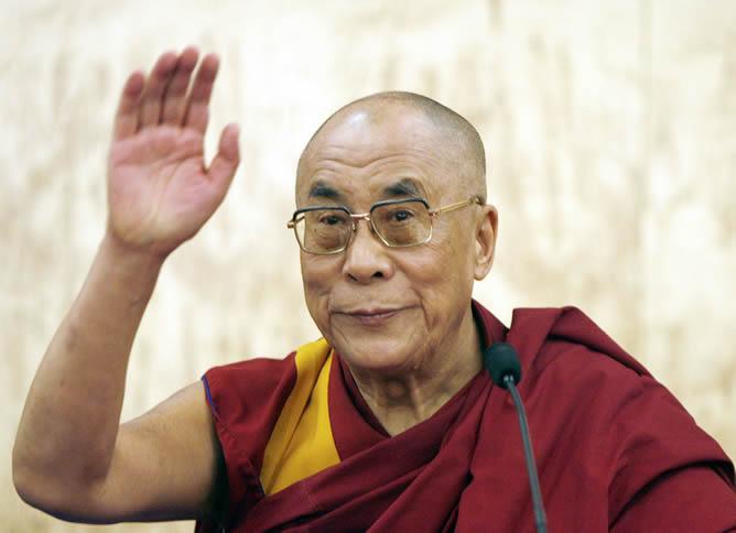 Dalái Lama lamenta uso de la violencia para &quot;solucionar problemas políticos&quot;