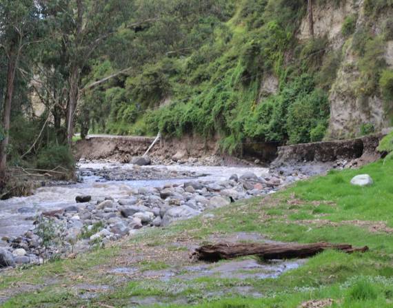 Ecuador: El caudal de 10 ríos empezó a crecer por las lluvias en la Amazonía