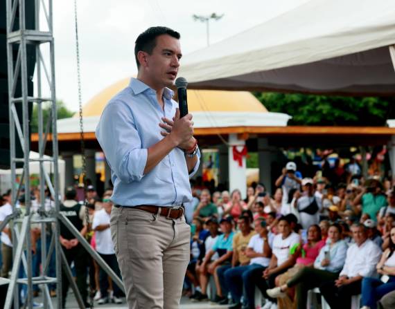 Daniel Noboa durante un evento en Portoviejo, Manabí, el 26 de diciembre.