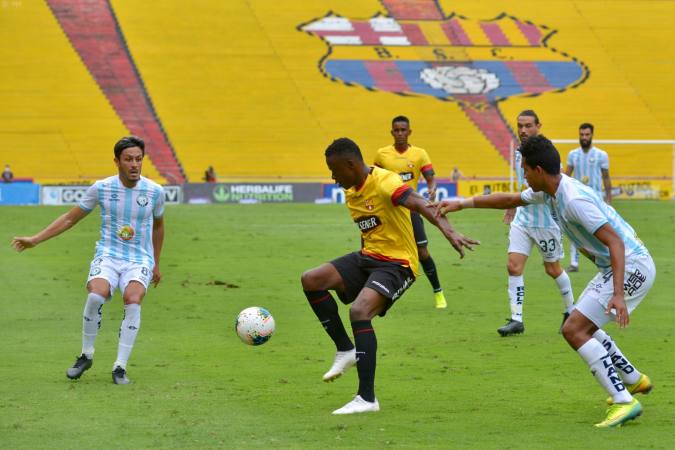 Guayaquil City pide que haya VAR ante Barcelona SC