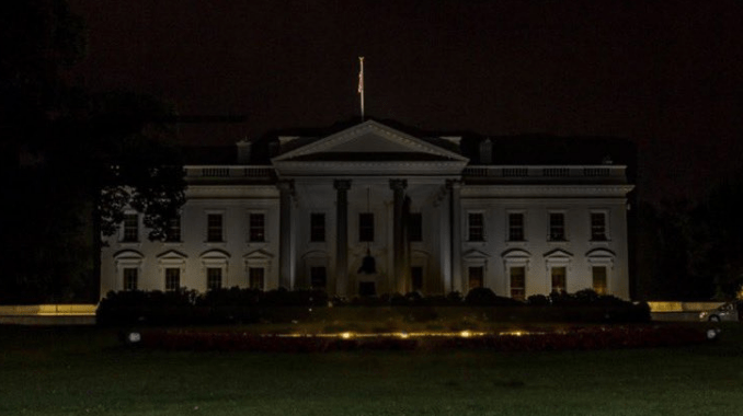 Trump se refugió en búnker de Casa Blanca durante protestas