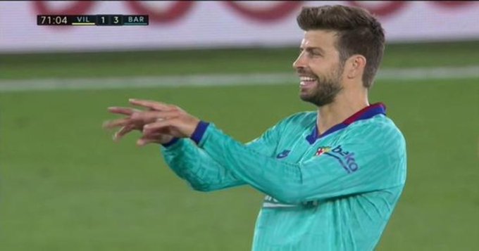 El polémico gesto de Gerard Piqué contra el VAR