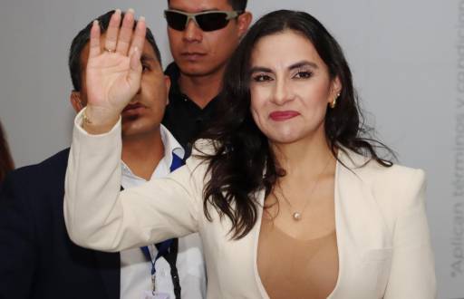 La vicepresidenta Verónica Abad a su arribo a Quito.