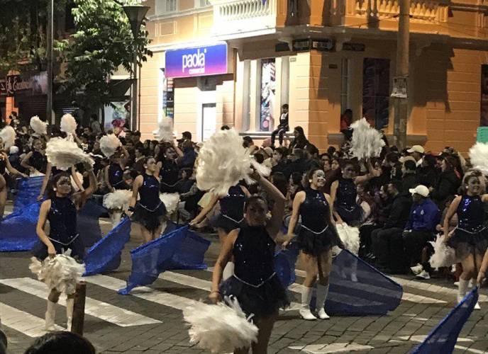 Fiestas De Quito: Así Fue La Mascarada Nocturna