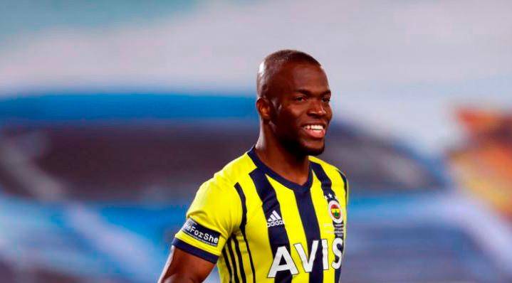 Enner Valencia marca nuevamente para el Fenerbahce