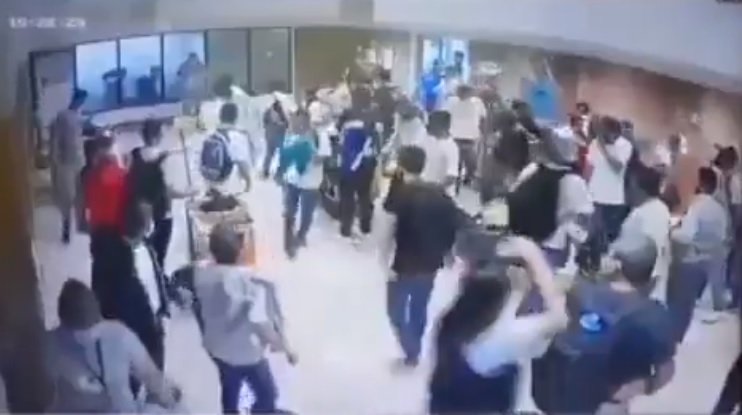 Deudas con proveedores provoca protestas en Hospital del IESS en Guayaquil