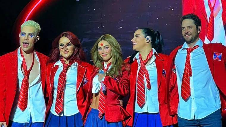 Imagen de archivo del grupo musical, RBD, en concierto en Soy Rebelde Tour, una gira reencuentro 15 años después de su última aparición en escenarios.